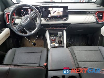 Zdjęcie 8 z 12 samochodu: 2024 GMC CANYON AT4X VIN:1GTP6EEK1R1127934 - miniatura