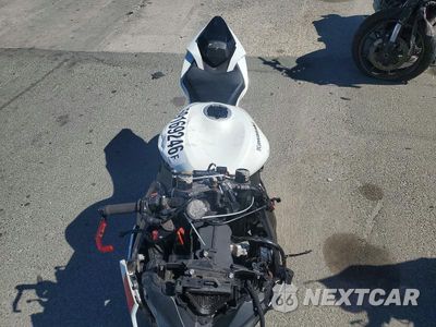 Piąte zdjęcie samochodu w środku: 2024 KAWASAKI ZX636 K VIN:JKBZXJK17RA002503 - miniatura