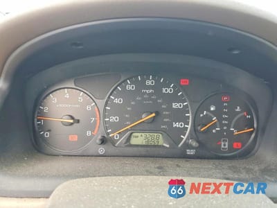 Zdjęcie 9 z 12 samochodu: 2002 HONDA ACCORD EX VIN:1HGCG66882A132995 - miniatura