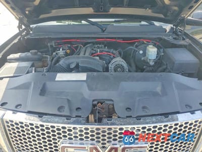 Zdjęcie 11 z 12 samochodu: 2008 GMC NEW SIERRA K1500 DENALI VIN:2GTEK638X81243917 - miniatura