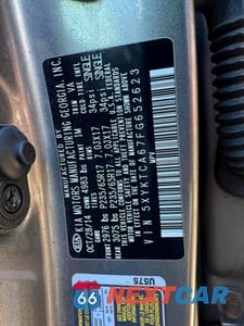 Zdjęcie 12 z 12 samochodu: 2015 KIA SORENTO LX VIN:5XYKTCA67FG652623 - miniatura