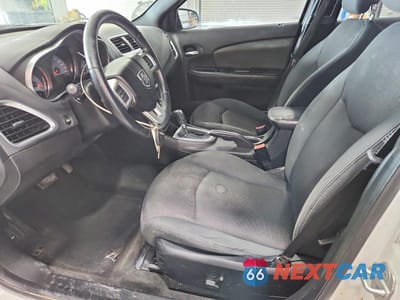 Zdjęcie 7 z 12 samochodu: 2012 DODGE AVENGER SXT VIN:1C3CDZCB1CN253360 - miniatura