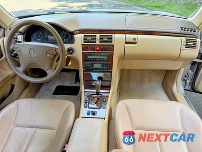Zdjęcie 9 z 10 samochodu: 2000 MERCEDES-BENZ E 430 VIN:WDBJF70J7YB018627 - miniatura