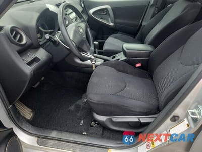 Zdjęcie 7 z 12 samochodu: 2008 TOYOTA RAV4 SPORT VIN:JTMBD32V686055696 - miniatura