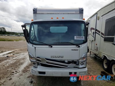 Piąte zdjęcie samochodu w środku: 2025 ISUZU NPR HD BOX TRUCK VIN:54DC4W1D6SS207534 - miniatura