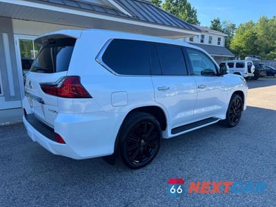 Czwarte zdjęcie samochodu z boku: 2016 LEXUS LX 570 VIN:JTJHY7AX3G4213685 - miniatura