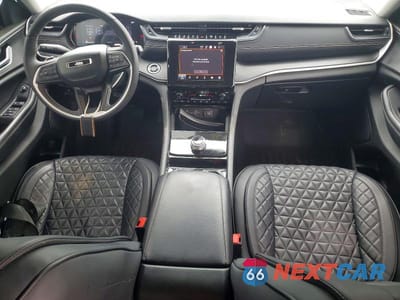 Zdjęcie 8 z 12 samochodu: 2023 JEEP GRAND CHEROKEE LAREDO VIN:1C4RJHAG1PC561170 - miniatura
