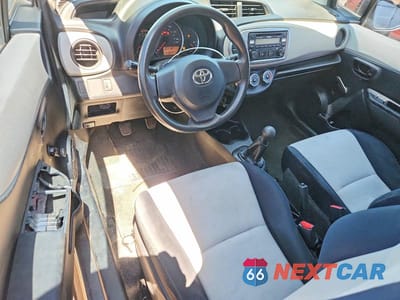 Zdjęcie 8 z 12 samochodu: 2012 TOYOTA YARIS 3-DOOR L VIN:JTDJTUD30CD532255 - miniatura