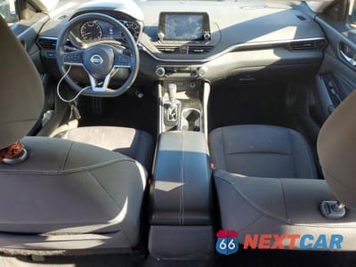 Zdjęcie 8 z 12 samochodu: 2021 NISSAN ALTIMA SV VIN:1N4BL4DV4MN416600 - miniatura