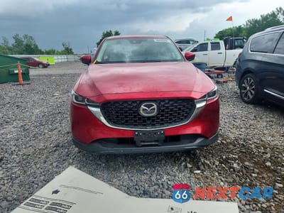 Piąte zdjęcie samochodu w środku: 2022 MAZDA CX-5 PREFERRED VIN:JM3KFBCM2N0566872 - miniatura