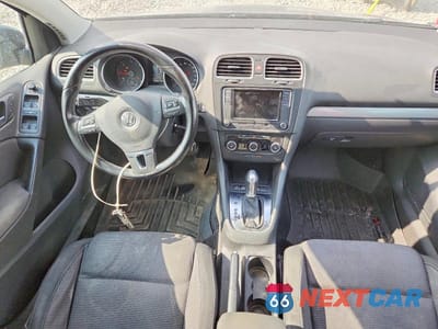Zdjęcie 8 z 12 samochodu: 2011 VOLKSWAGEN GOLF VIN:WVWDM7AJXBW231431 - miniatura