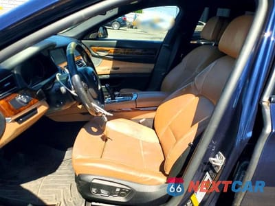 Zdjęcie 7 z 12 samochodu: 2014 BMW 750 LXI VIN:WBAYF8C59ED141850 - miniatura