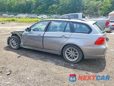Drugie zdjęcie samochodu z przodu: 2010 BMW 328 XI VIN:WBAUU3C55AA540953 - miniatura