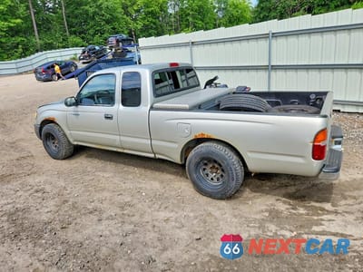 Drugie zdjęcie samochodu z przodu: 2000 TOYOTA TACOMA XTRACAB VIN:5TEVL52N8YZ704218 - miniatura