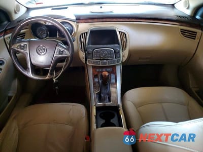 Zdjęcie 8 z 12 samochodu: 2013 BUICK LACROSSE VIN:1G4GC5ER2DF125672 - miniatura