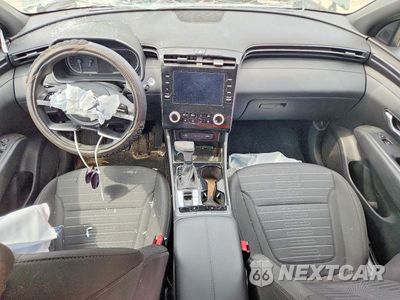 Zdjęcie 8 z 12 samochodu: 2022 HYUNDAI SANTA CRUZ SEL VIN:5NTJB4AE9NH031467 - miniatura