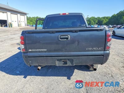 Zdjęcie 6 z 12 samochodu: 2004 CHEVROLET SILVERADO C1500 VIN:2GCEC13T141430381 - miniatura
