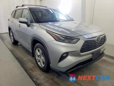 2022 TOYOTA HIGHLANDER LE 5TDBZRBH9NS577099 - główne zdjęcie licytacji z USA - miniatura