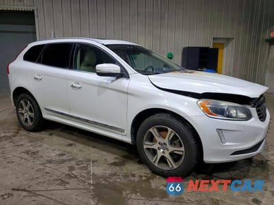 Czwarte zdjęcie samochodu z boku: 2015 VOLVO XC60 T6 PLATINUM VIN:YV449MDD6F2616517 - miniatura