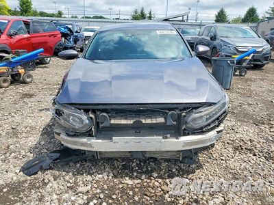Piąte zdjęcie samochodu w środku: 2018 HONDA ACCORD SPORT VIN:1HGCV1F37JA250743 - miniatura