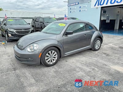 Drugie zdjęcie samochodu z przodu: 2014 VOLKSWAGEN BEETLE VIN:3VWFP7AT7EM621339 - miniatura
