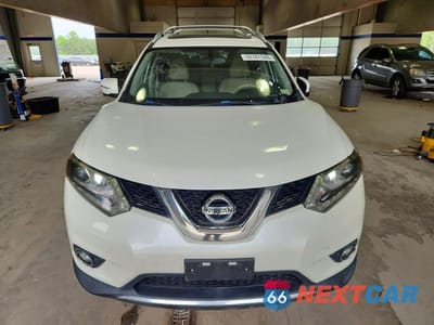 Piąte zdjęcie samochodu w środku: 2015 NISSAN ROGUE SL VIN:5N1AT2MVXFC854509 - miniatura