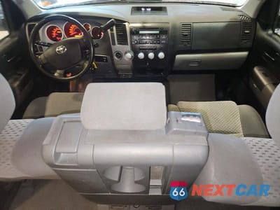 Zdjęcie 8 z 12 samochodu: 2010 TOYOTA TUNDRA CREWMAX SR5 VIN:5TFDW5F19AX151943 - miniatura