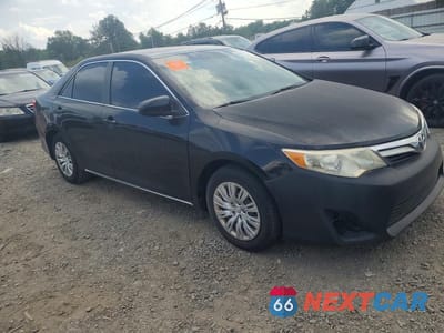Czwarte zdjęcie samochodu z boku: 2012 TOYOTA CAMRY LE VIN:4T1BF1FK2CU124284 - miniatura