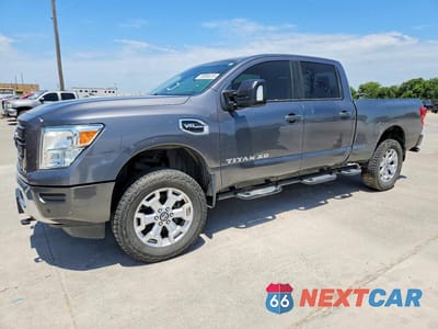 2022 NISSAN TITAN XD SV 1N6AA1FB6NN100112 - główne zdjęcie licytacji z USA - miniatura