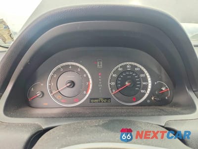 Zdjęcie 9 z 12 samochodu: 2009 HONDA ACCORD VIN:1HGCS22859A010814 - miniatura