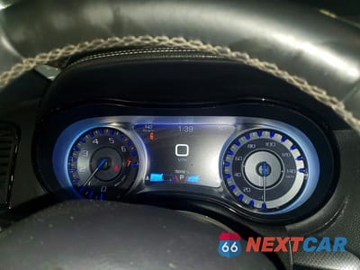 Zdjęcie 9 z 12 samochodu: 2016 CHRYSLER 300 S VIN:2C3CCAGG0GH261975 - miniatura