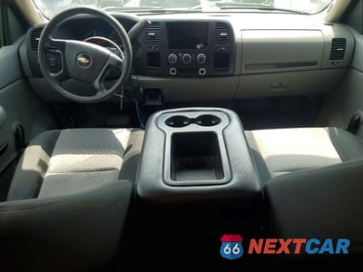 Zdjęcie 8 z 12 samochodu: 2008 CHEVROLET SILVERADO K1500 VIN:2GCEK19C481195104 - miniatura