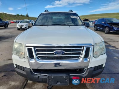 Piąte zdjęcie samochodu w środku: 2007 FORD EXPLORER SPORT TRAC XLT VIN:1FMEU51K17UA13099 - miniatura
