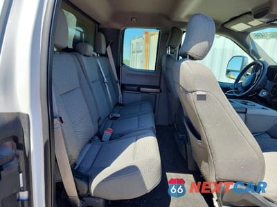 Zdjęcie 10 z 12 samochodu: 2018 FORD F-250 VIN:1FT7X2B63JEC66415 - miniatura