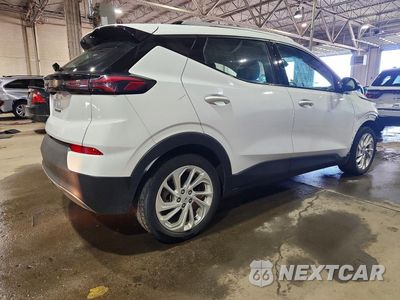 Trzecie zdjęcie samochodu z tyłu: 2023 CHEVROLET BOLT EUV LT VIN:1G1FY6S0XP4135372 - miniatura
