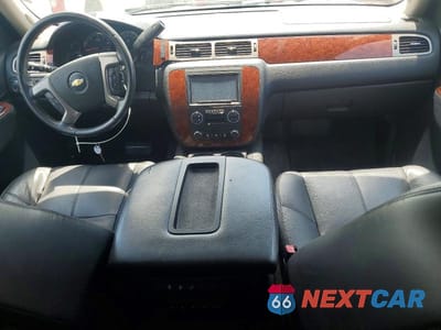 Zdjęcie 8 z 13 samochodu: 2012 CHEVROLET TAHOE C1500 LT VIN:1GNSCBE03CR226450 - miniatura