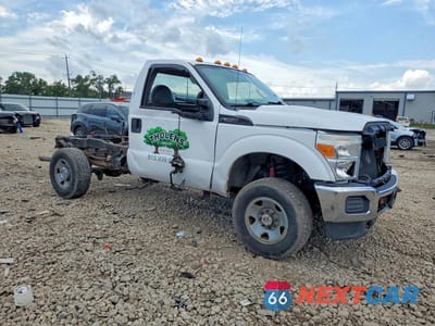 Czwarte zdjęcie samochodu z boku: 2016 FORD F350 SUPER DUTY VIN:1FTRF3B60GEB67187 - miniatura