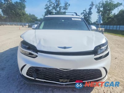 Piąte zdjęcie samochodu w środku: 2024 GENESIS GV60 PERFORMANCE VIN:KMUKEDSB8RU023111 - miniatura