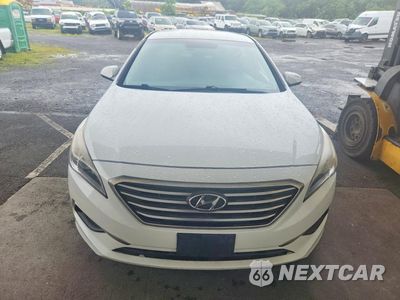 Piąte zdjęcie samochodu w środku: 2016 HYUNDAI SONATA SE VIN:5NPE24AF3GH401002 - miniatura