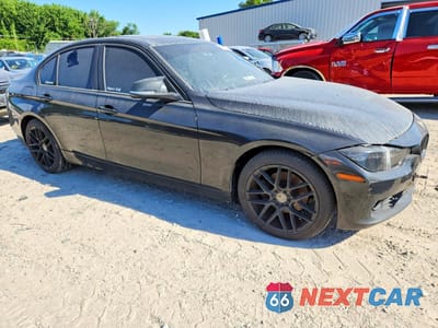 Czwarte zdjęcie samochodu z boku: 2014 BMW 320 I XDRIVE VIN:WBA3C3G58ENS67711 - miniatura