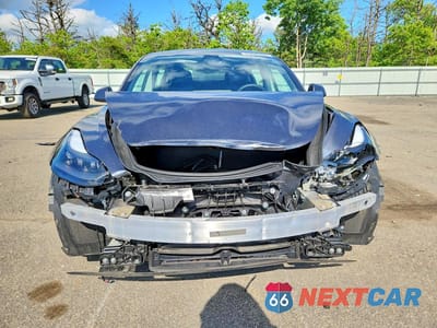 Piąte zdjęcie samochodu w środku: 2023 TESLA MODEL 3 VIN:5YJ3E1EA6PF639419 - miniatura