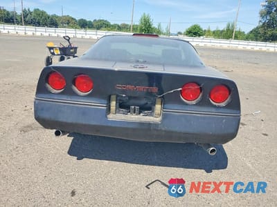 Zdjęcie 6 z 12 samochodu: 1987 CHEVROLET CORVETTE VIN:1G1YY2183H5113833 - miniatura