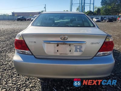 Zdjęcie 6 z 12 samochodu: 2006 TOYOTA CAMRY STANDARD VIN:4T1BE32K96U655880 - miniatura