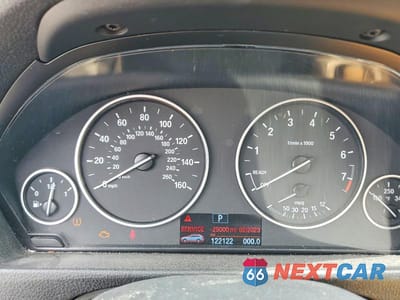 Zdjęcie 9 z 12 samochodu: 2015 BMW 328 XI VIN:WBA3G7C50FK480608 - miniatura