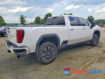 Trzecie zdjęcie samochodu z tyłu: 2024 GMC SIERRA K3500 DENALI ULTIMATE VIN:1GT49YEY0RF157073 - miniatura