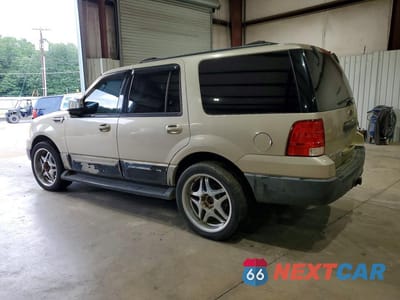 Drugie zdjęcie samochodu z przodu: 2004 FORD EXPEDITION XLT VIN:1FMRU15WX4LA67106 - miniatura