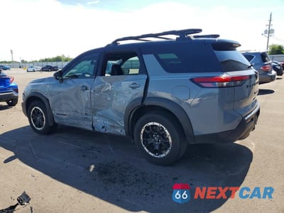Drugie zdjęcie samochodu z przodu: 2023 NISSAN PATHFINDER SV VIN:5N1DR3BD0PC264039 - miniatura