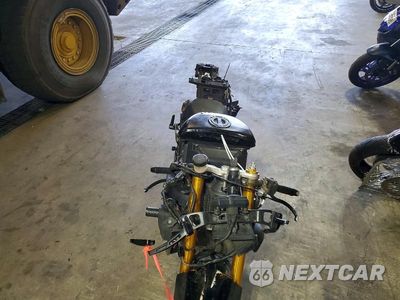 Piąte zdjęcie samochodu w środku: 2006 KAWASAKI NINJA ZX VIN:JKBZXJC196A048182 - miniatura
