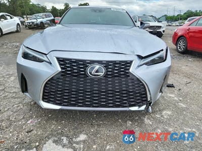 Piąte zdjęcie samochodu w środku: 2022 LEXUS IS 300 VIN:JTHAA1D29N5118141 - miniatura