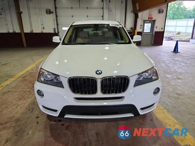 Piąte zdjęcie samochodu w środku: 2013 BMW X3 XDRIVE28I VIN:5UXWX9C58DL874391 - miniatura